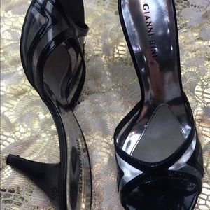 Gianni Bini black sandal pump open toe clear strap